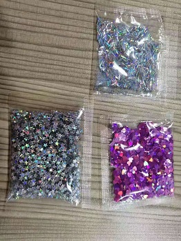 金粉包裝機(jī)積極的走向了現(xiàn)代化的發(fā)展道路